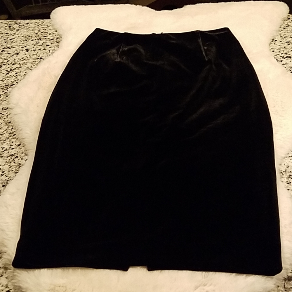 Velvet pencil skirt